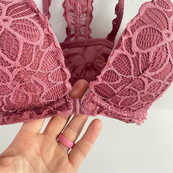 PINK Victoria’s Secret | Date Racerback Lace Push-Up Bra Pink Mauve Purple Front - Picture 3 of 7